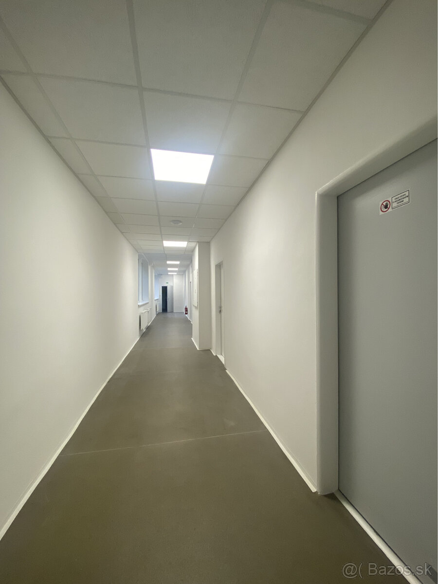 Polyfunkčná budova Petržalka - 11