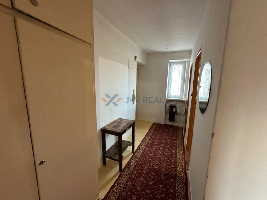 3- izbový byt v centre pri Priore PRIEVIDZA - 11