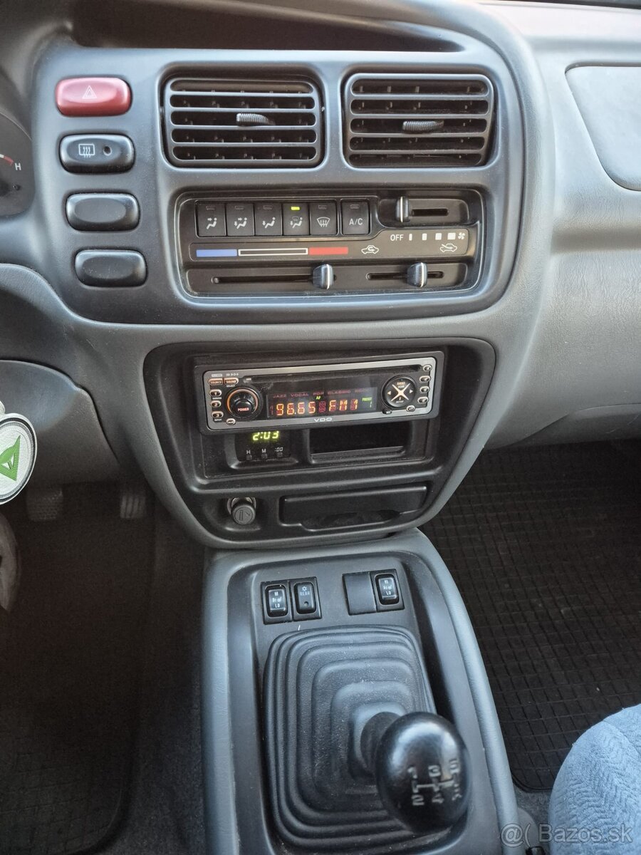 Predám Suzuki Grand Vitara XL7 V6 4x4 - 11