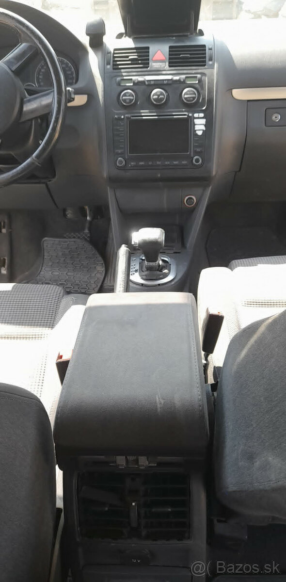Volkswagen Touran 1,9TDi 77kw motor: BKC DSG - 11