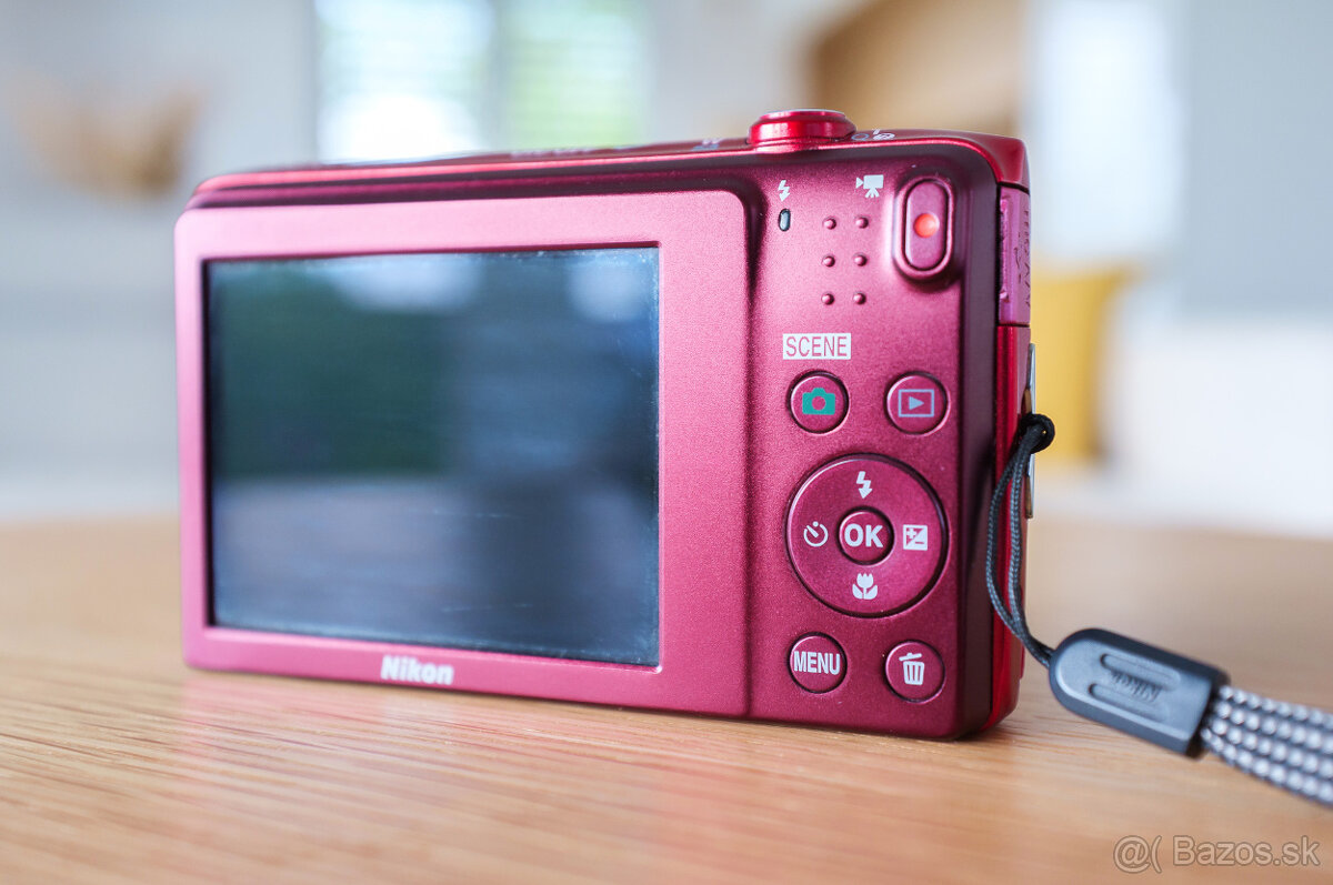 Nikon Coolpix S3600 - 11