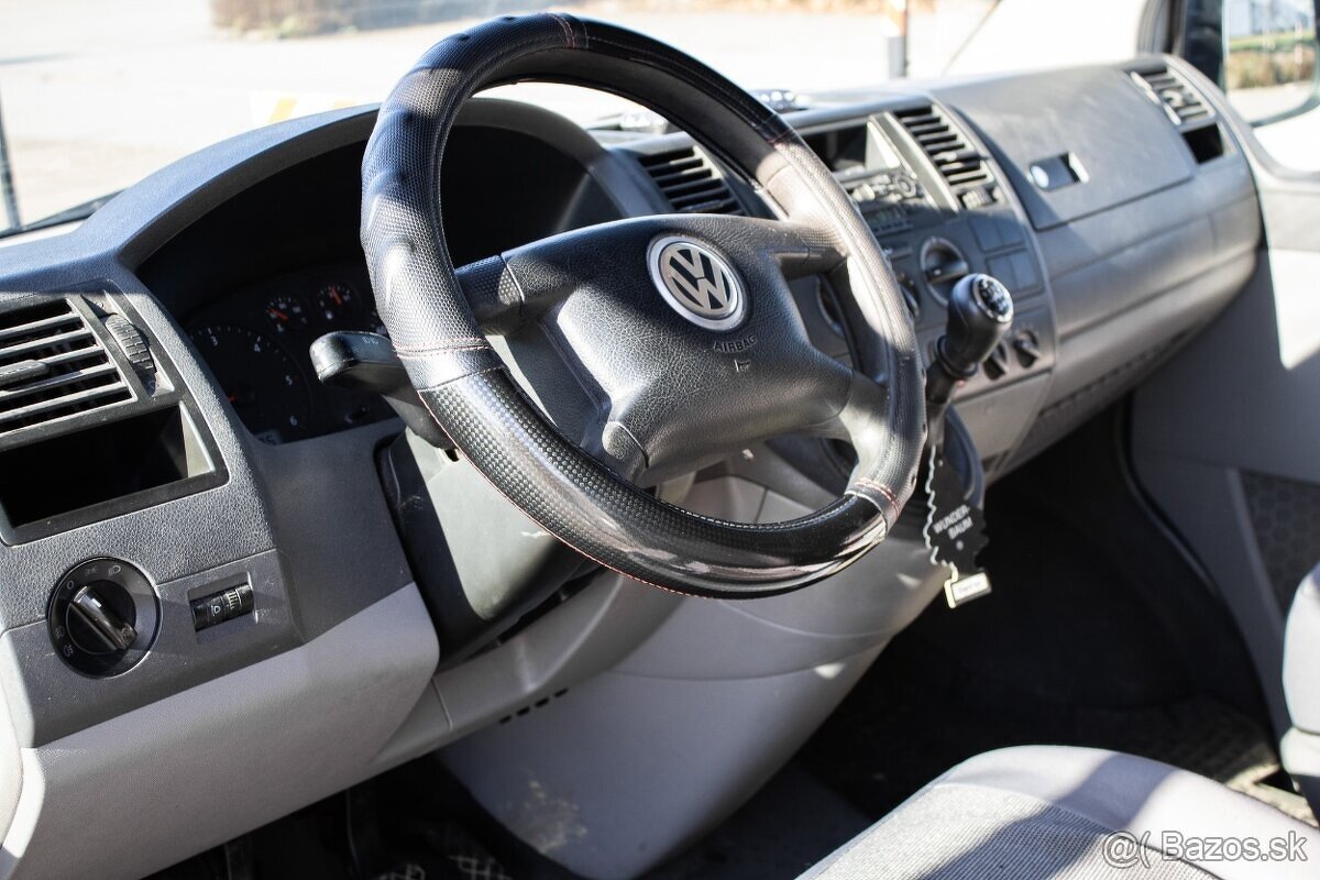 VW Transporter (2006) - 11