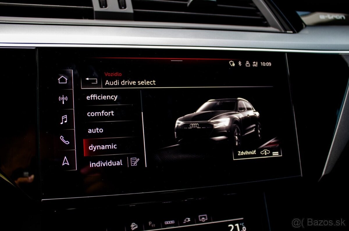 Audi E-tron 50 quattro - 11