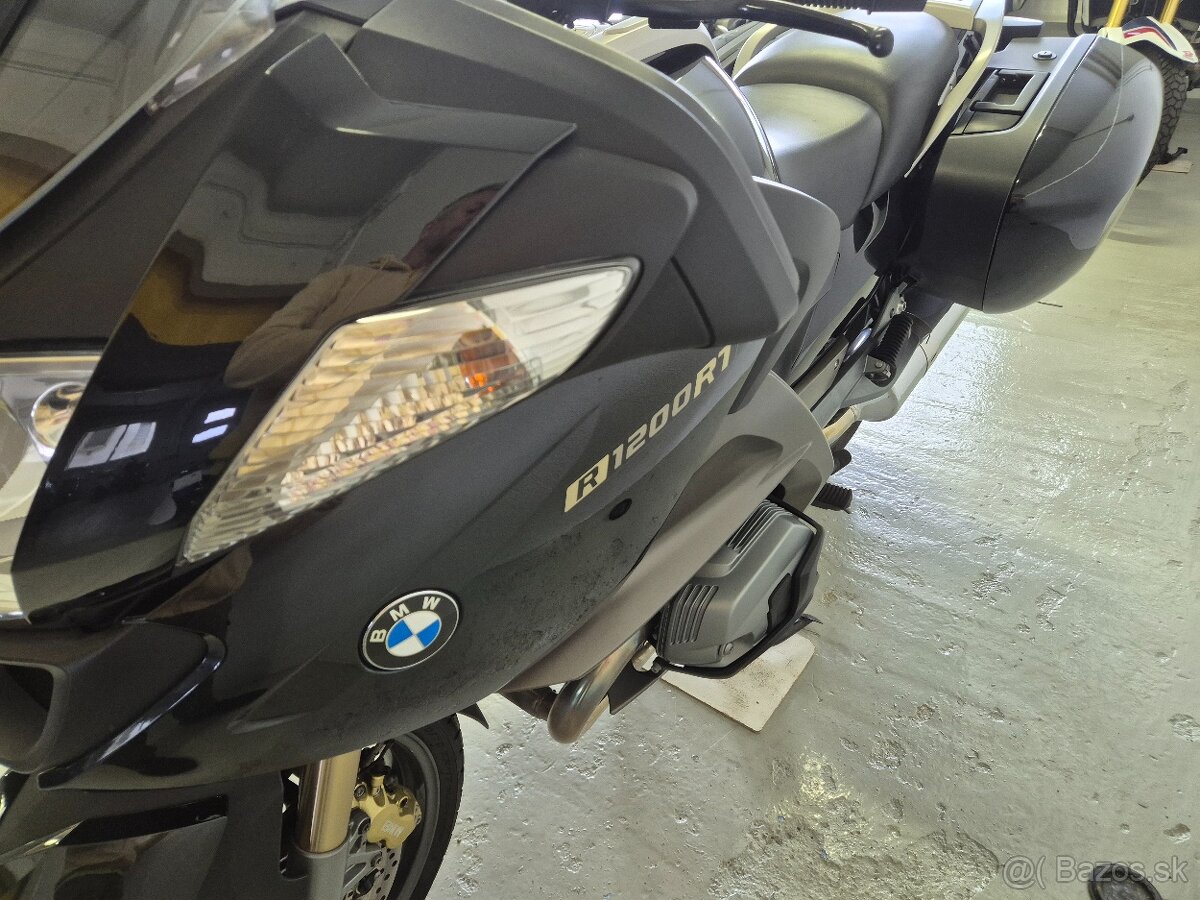 BMW R1200RT - 11