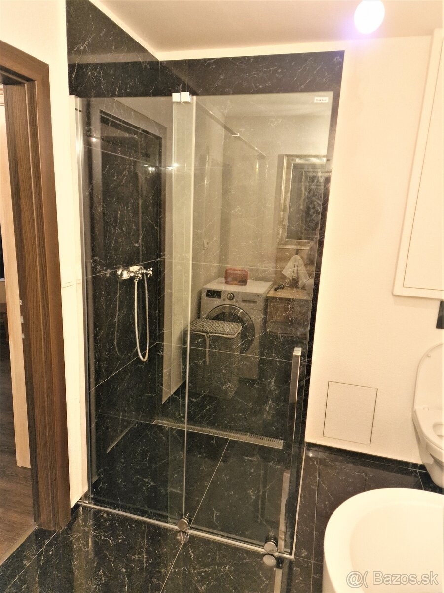 Predám mezonetový 4 izbový byt v centre - 11