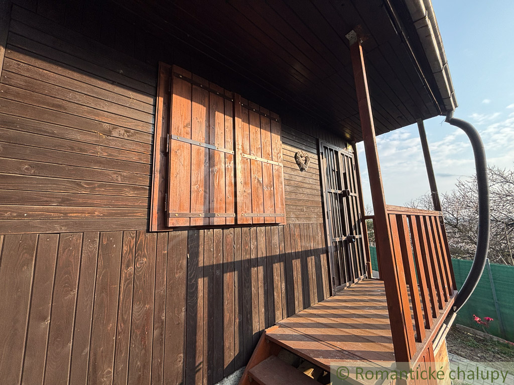 Štýlová chatka v prírode s krásnym výhľadom pri Hlohovci n - 11