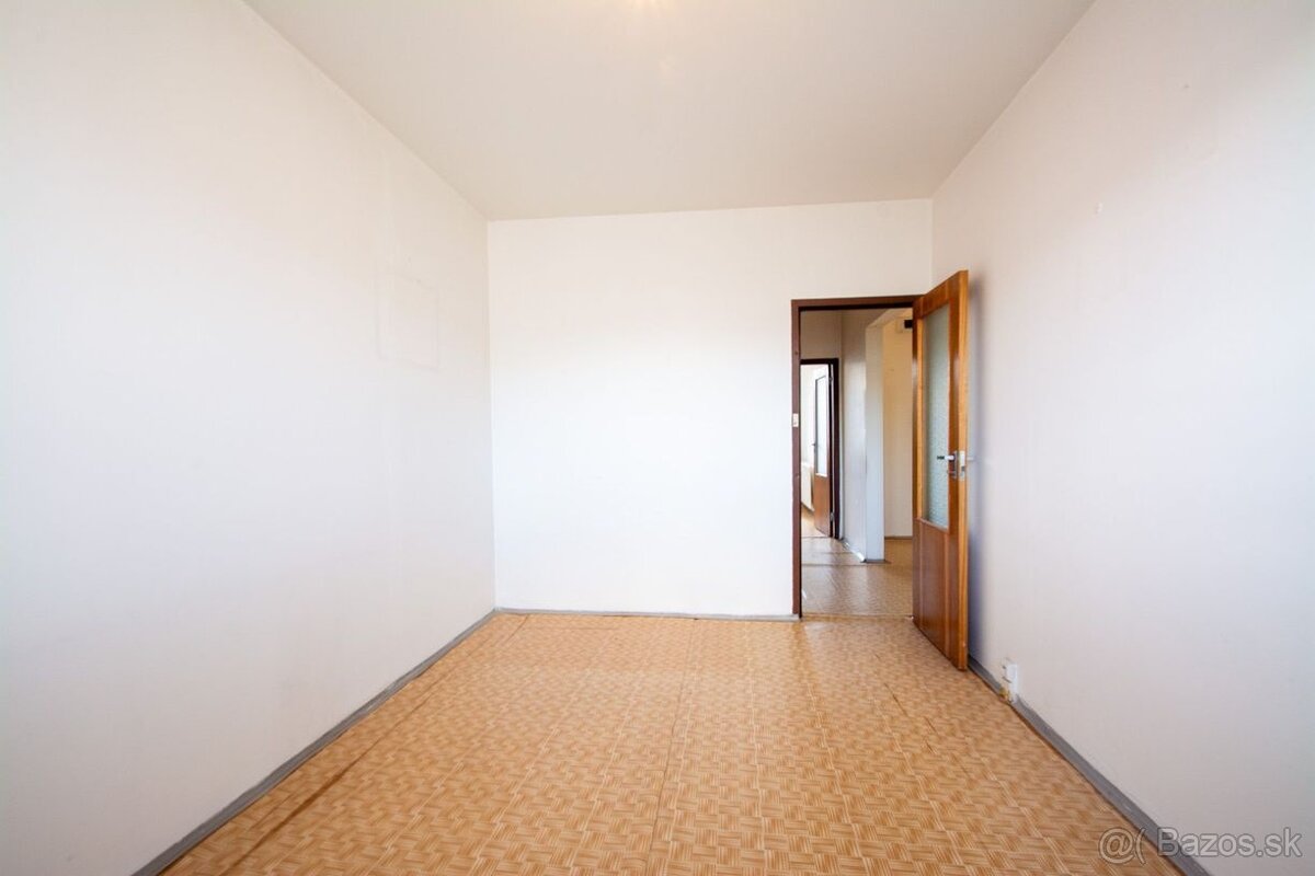 Na predaj 3-izbový byt s lodžiou v centre mesta Poprad - 11