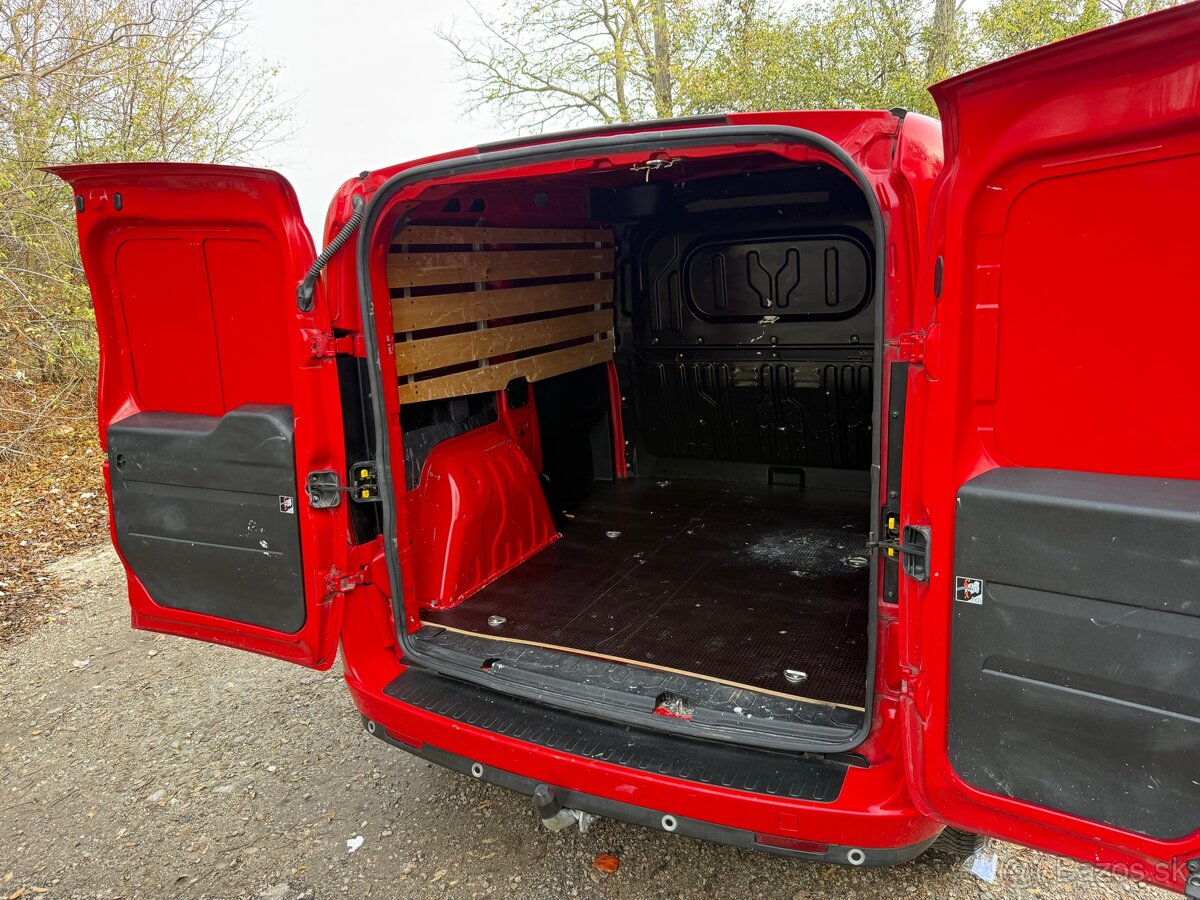 Opel Combo Van 1.3 CDTI 95k L1H1 2400 - 11