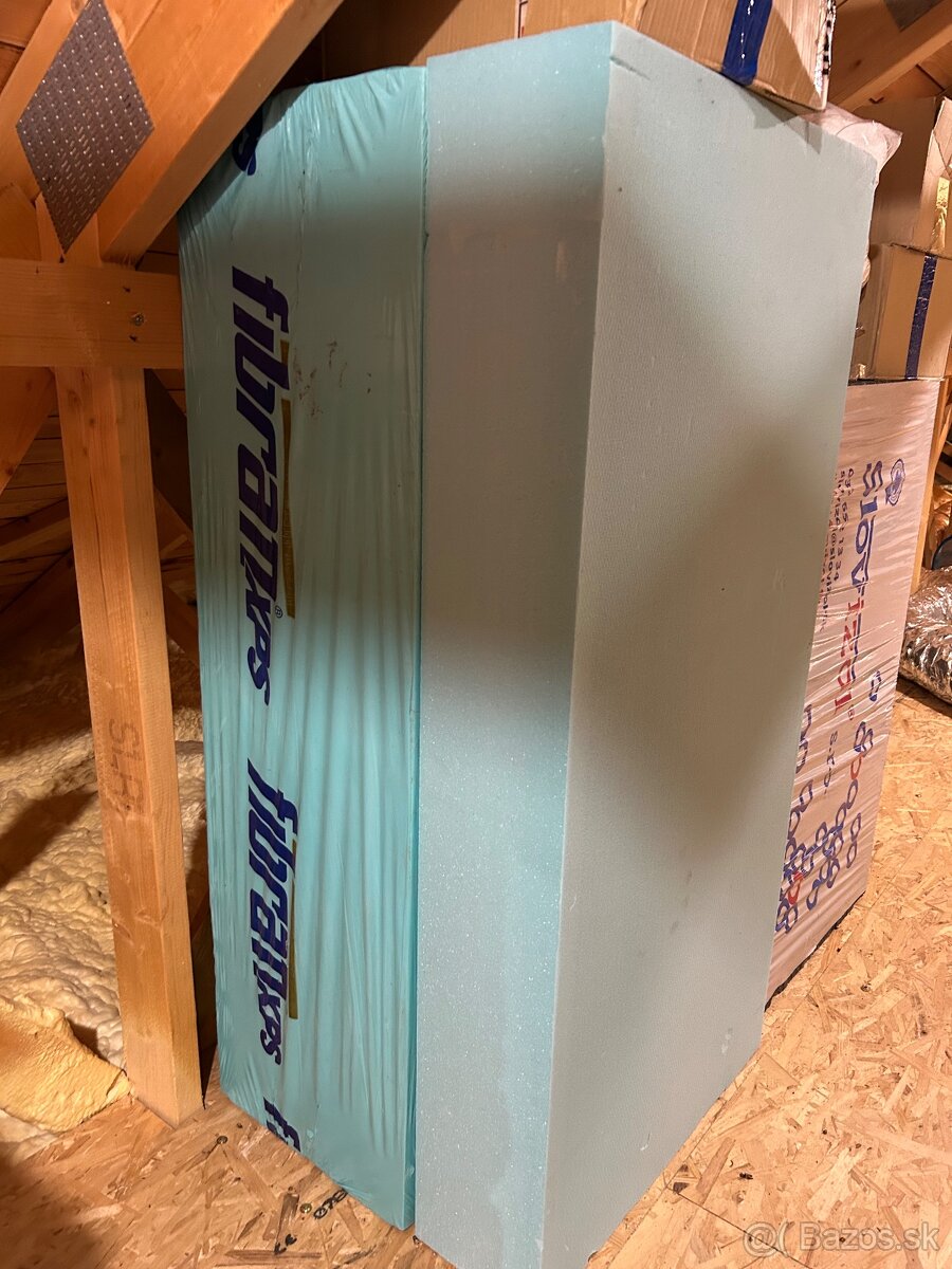 Hmozdiny , sieťka , styrodour ,okapove lišty ,nopova fólia - 11