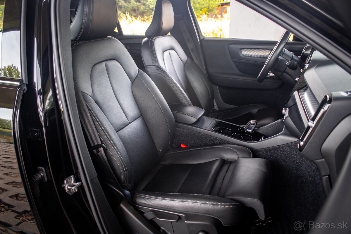 Volvo XC40 P8 TwinMotor AWD 300kw / odpočet DPH - 11