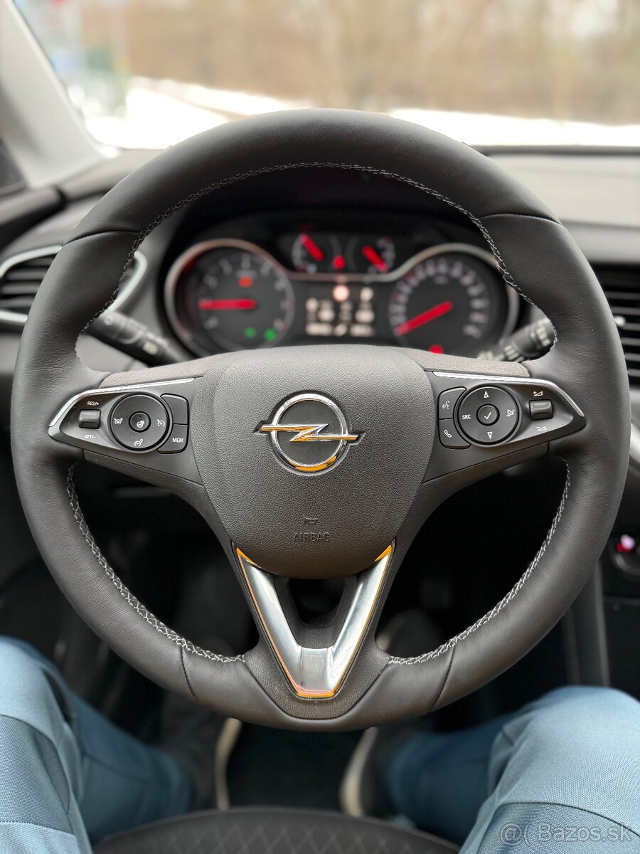 Opel Grandland X 1.2 Turbo - 11