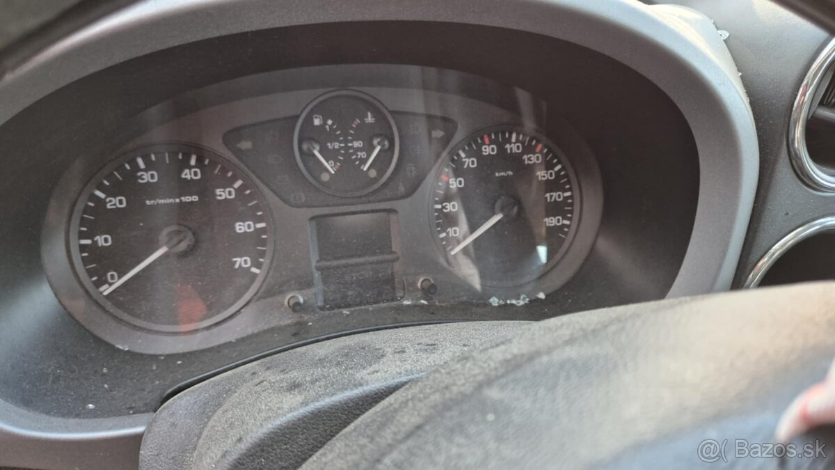 Citroen Berlingo Tepee 1,6HDI 68kw kód : 9H06 - 11