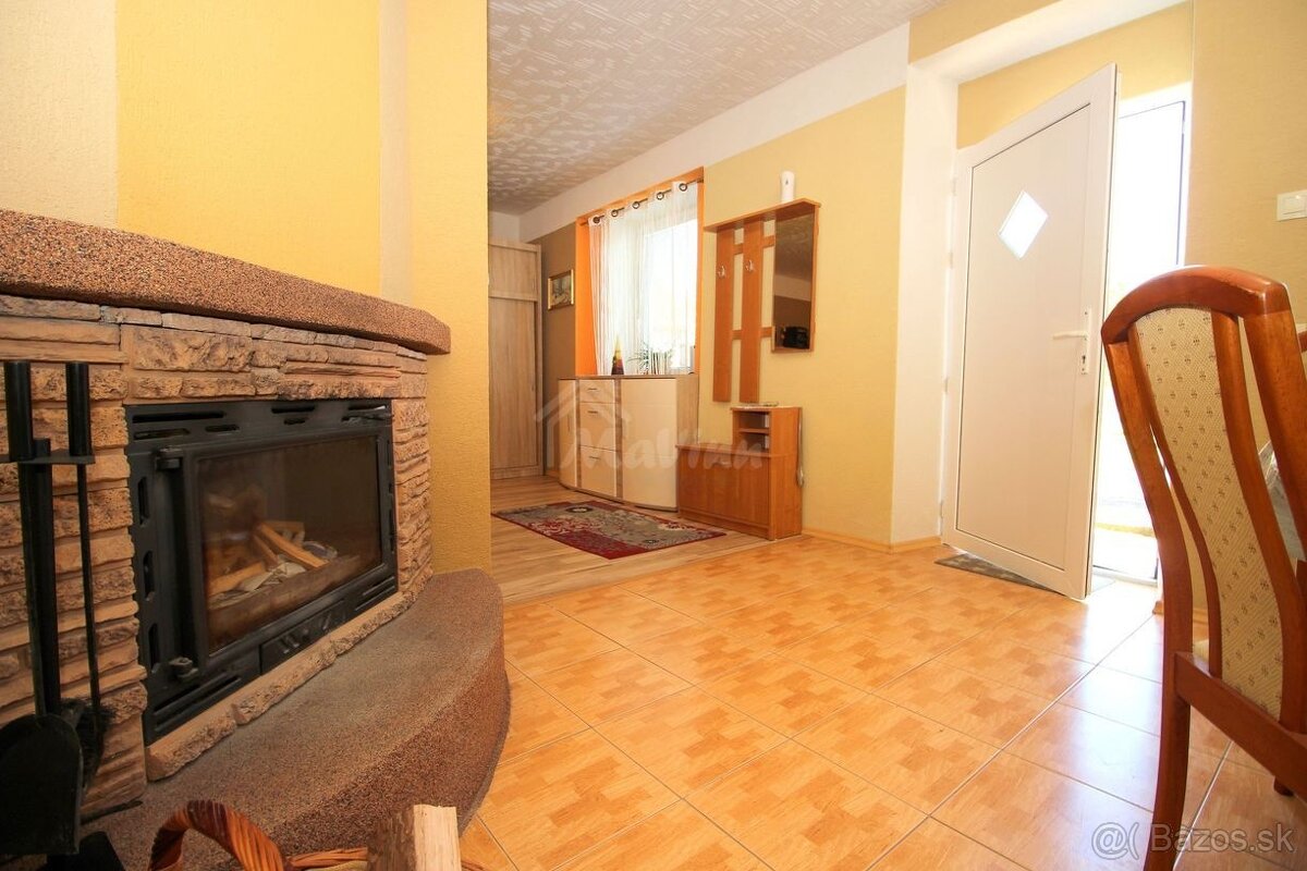 PREDAJ 1,5 izb. CHALÚPKA s poz. 583m² v SOLČANY - 11