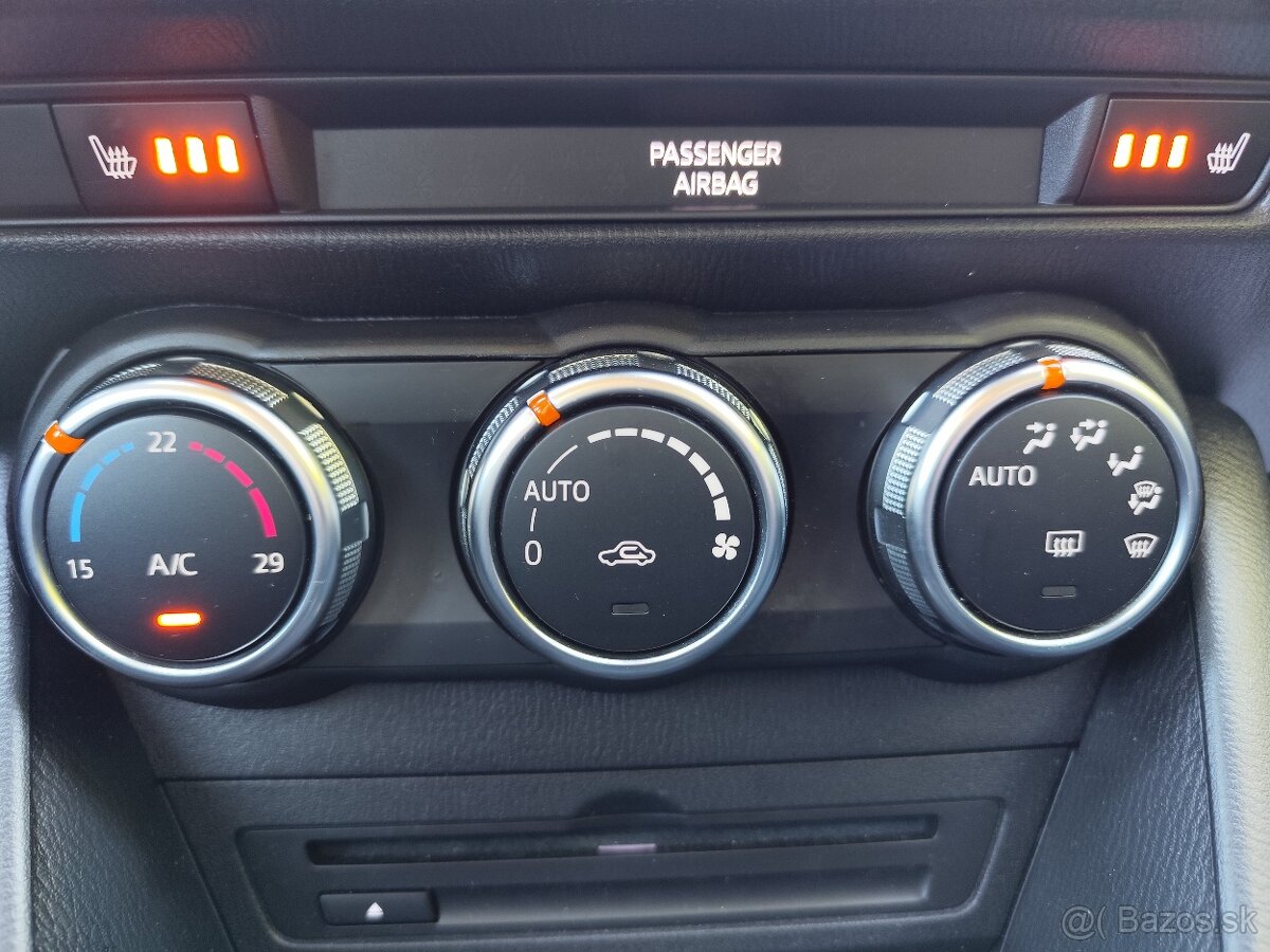 Mazda CX-3 2.0 Skyactiv-G121 Emotion - 11