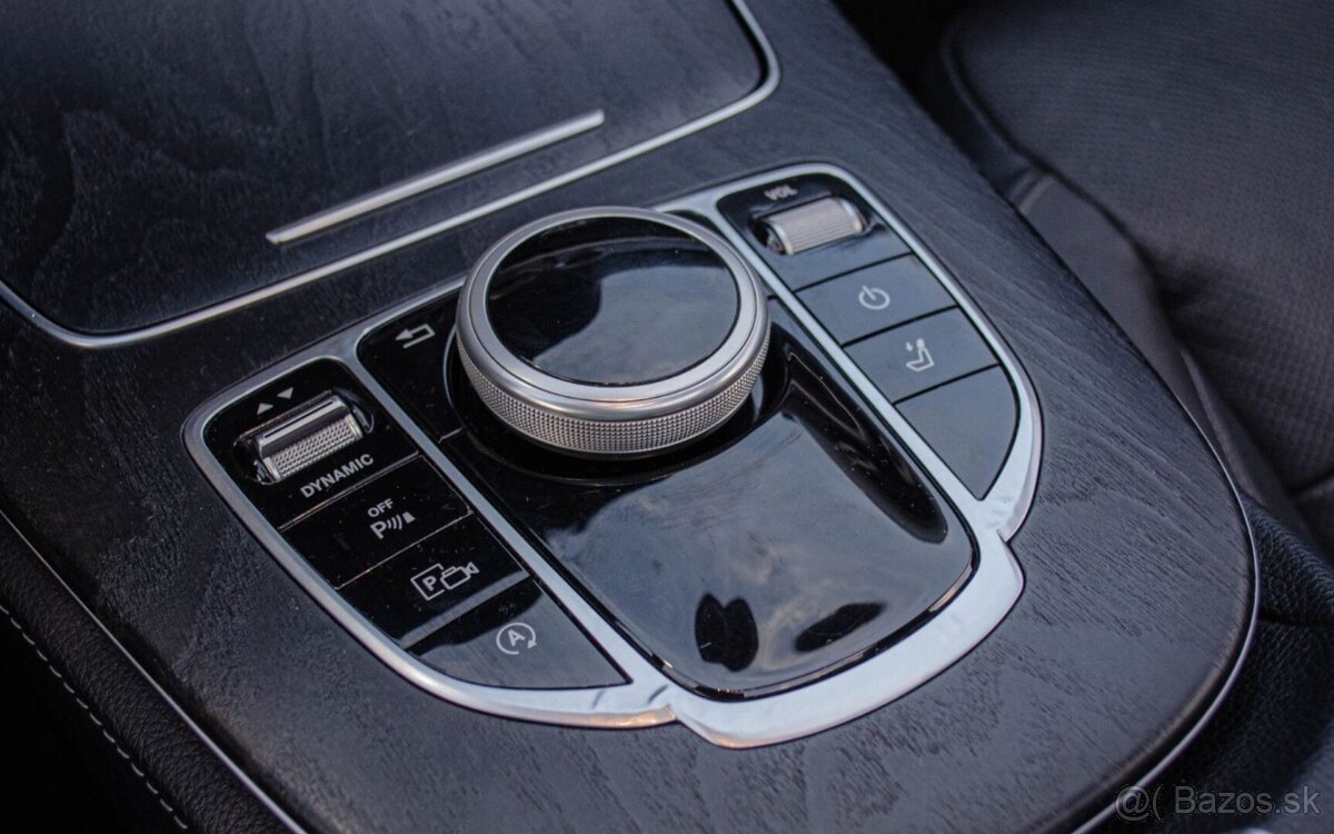 Mercedes Benz E350d 4x4 AMG - 11