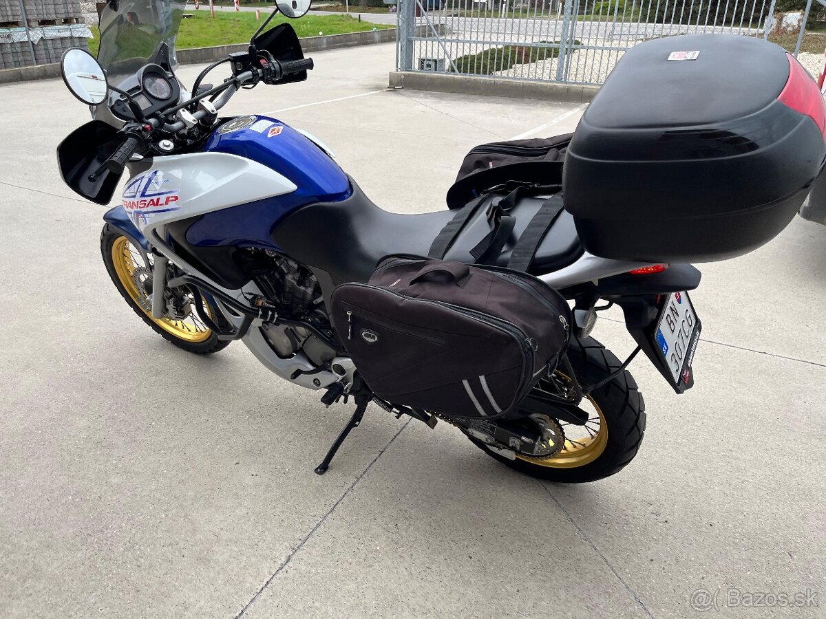 Honda Transalp - 11
