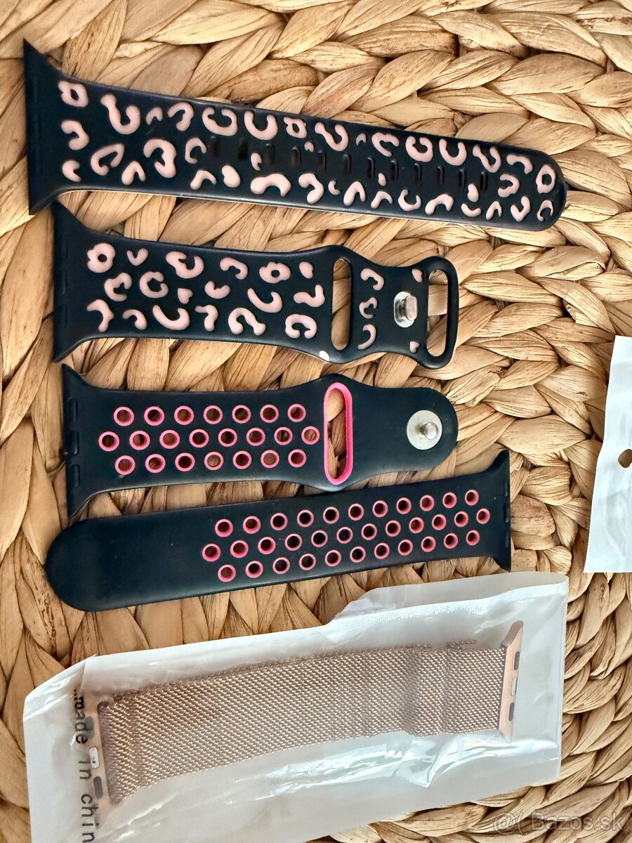 Apple Watch SE 44 mm - 11