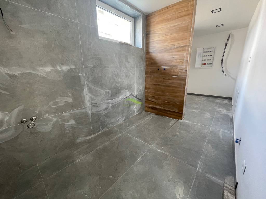 NOVINKA Moderná NOVOSTAVBA v rekreačnej oblasti KALUŹA - 11