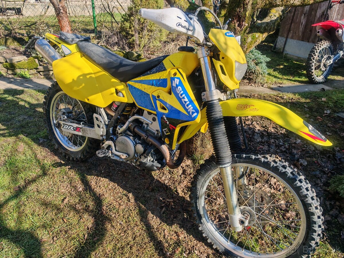 Suzuki DRZ 400 - 11