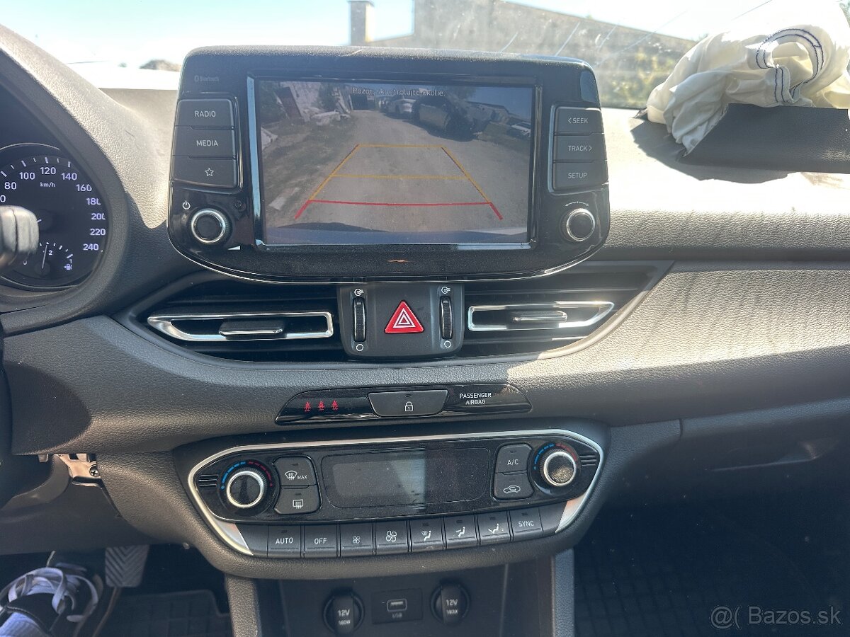 Hyundai i30 - 11