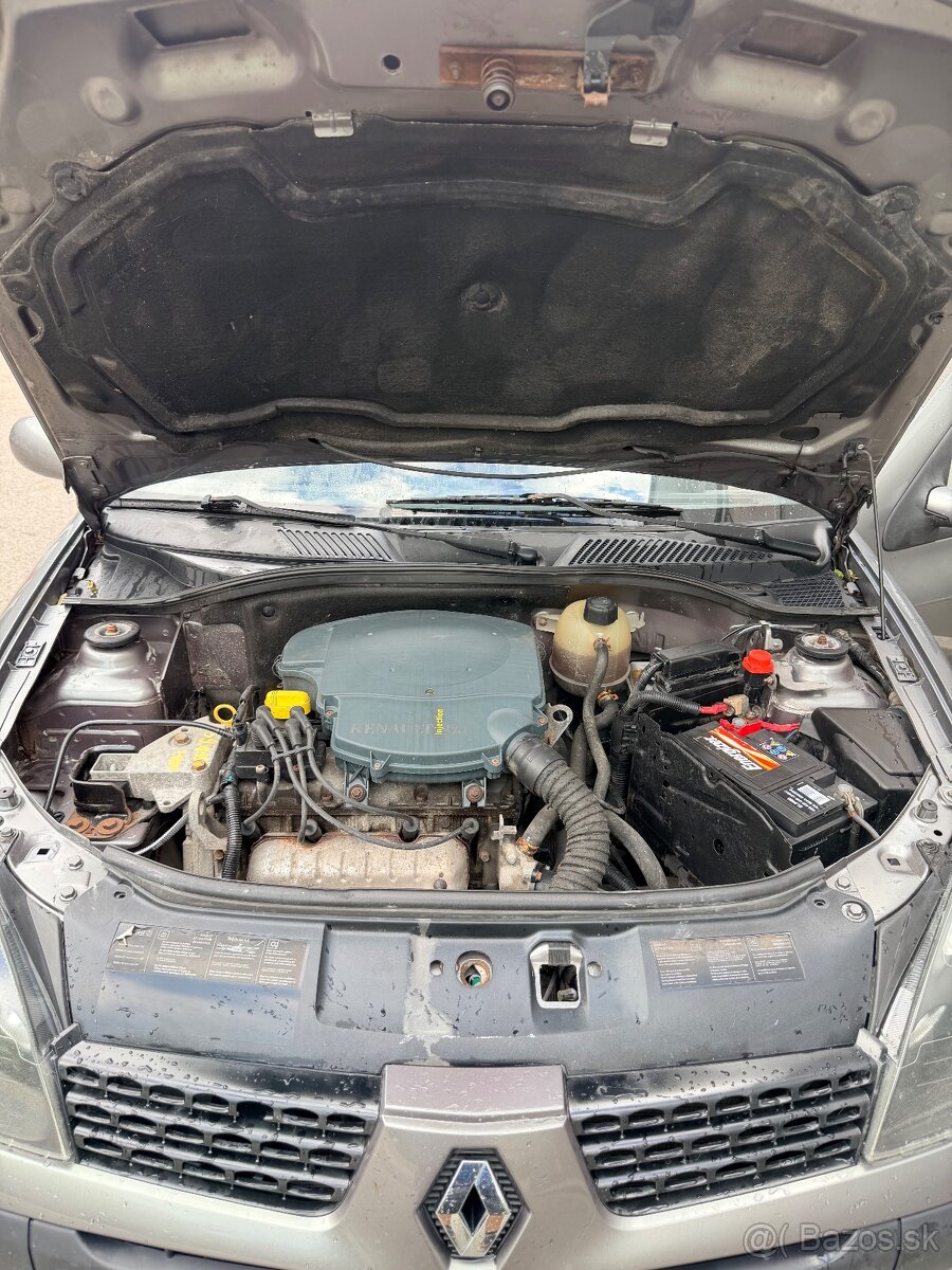 Renault Thália 1.4 2003 - 11