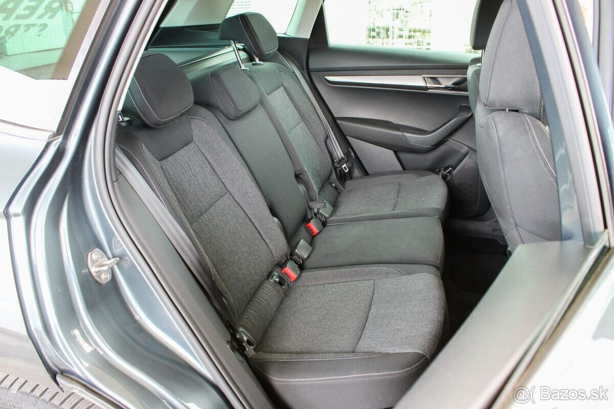 Škoda Karoq 1.6 TDI Style DSG - 11