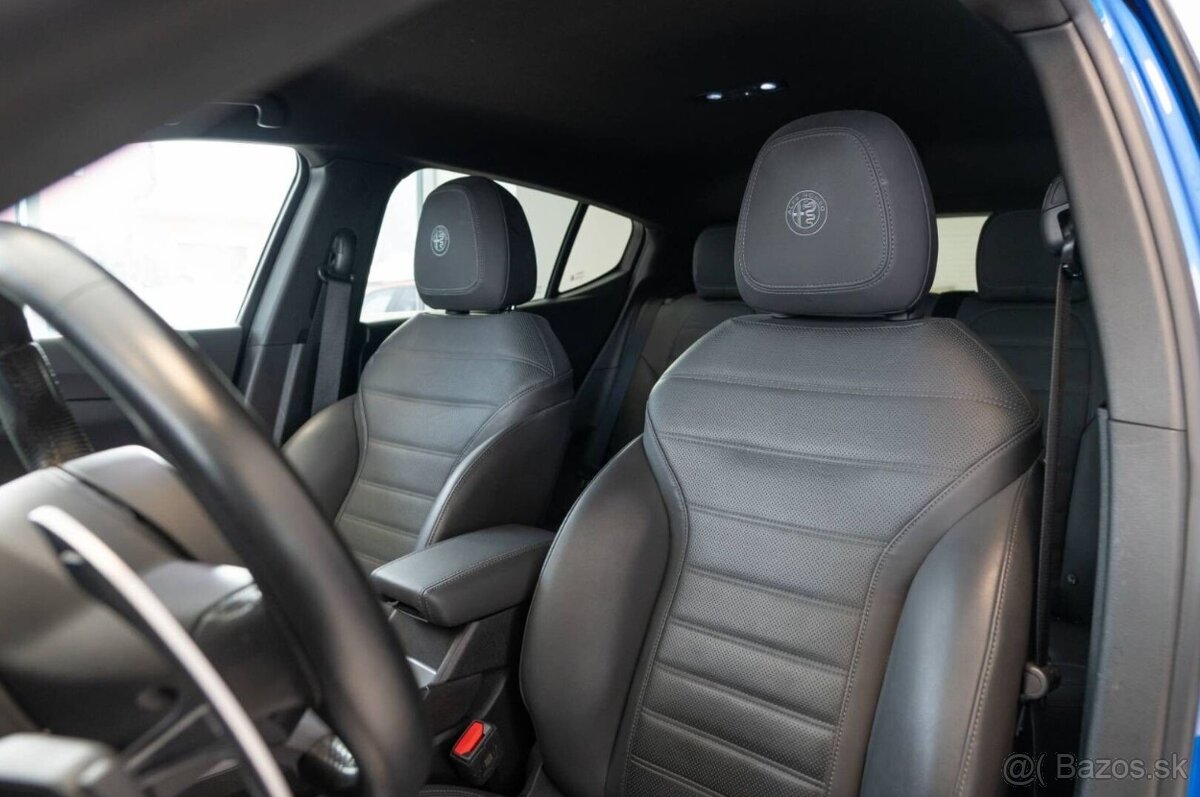 Alfa Romeo Tonale Speciale 1.5 mHEV A/T - 11