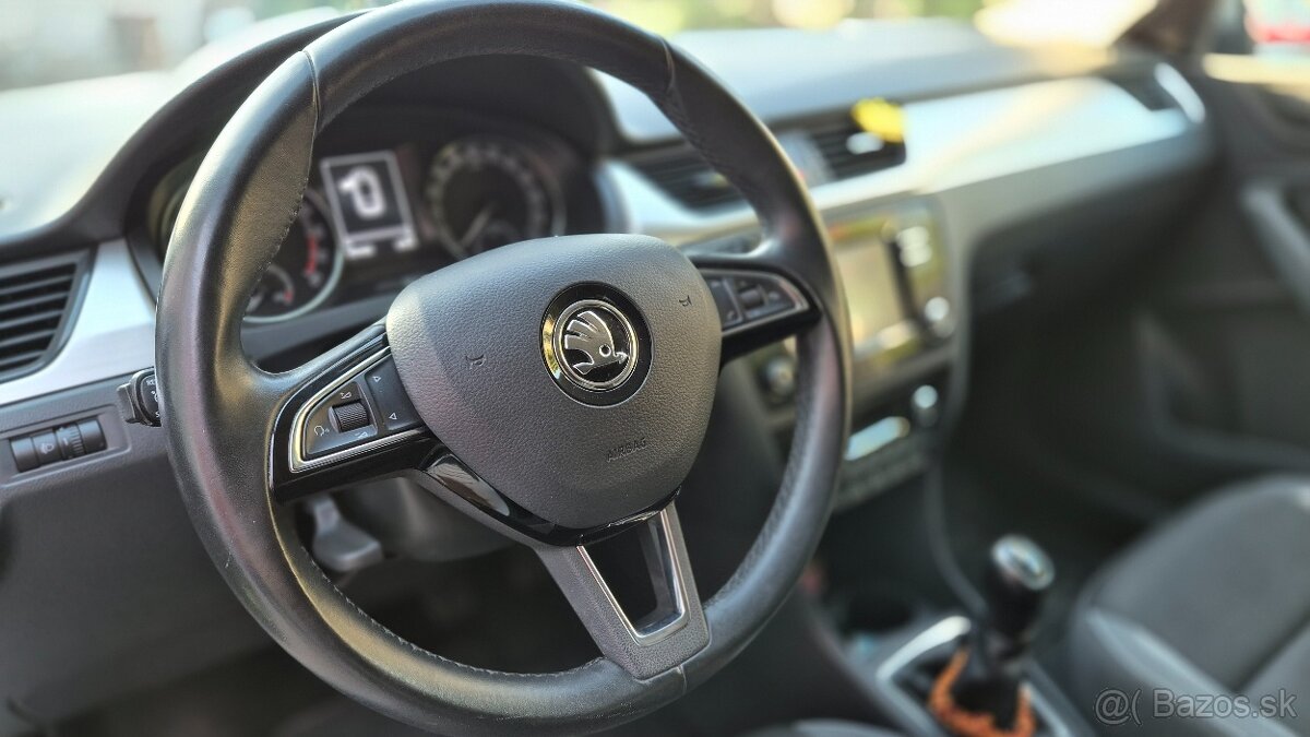 Skoda rapid spaceback - 11