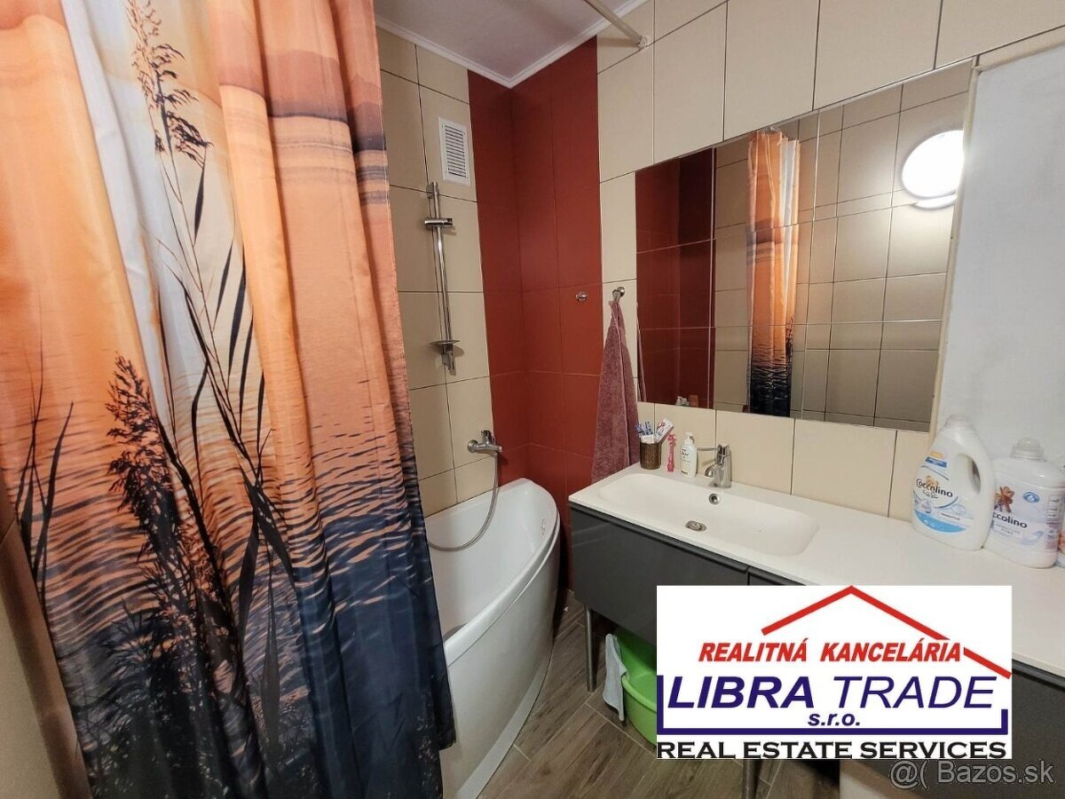 3-byt,2balkóny,85m2,komora,šatník,špajza,výhľad na Baziliku. - 11