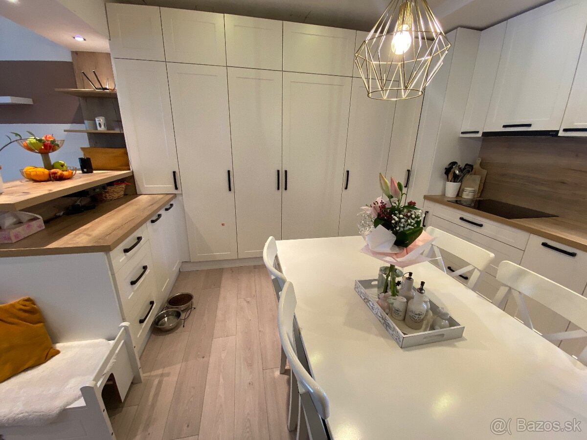 RK EXPRES- na predaj rodinný dom v Handlovej. - 11