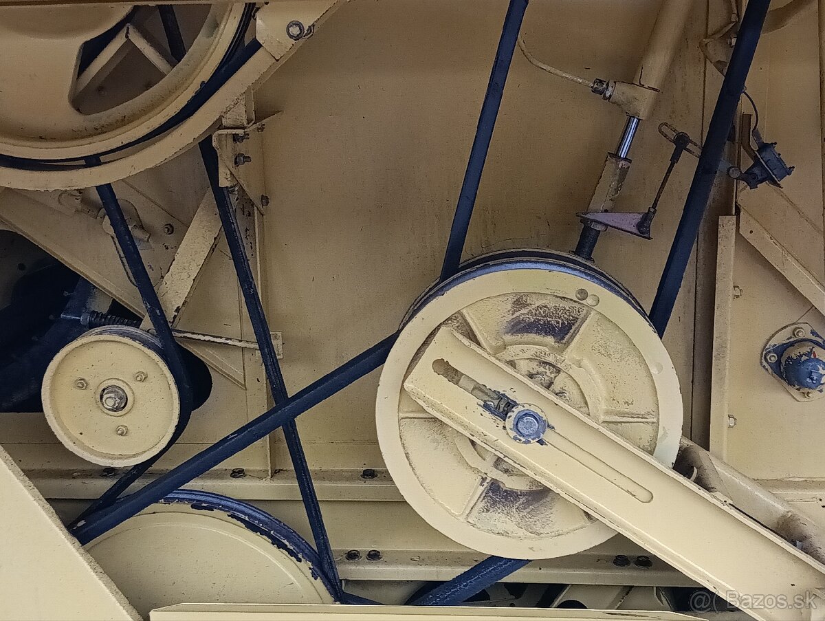 New Holland kombajn - 11