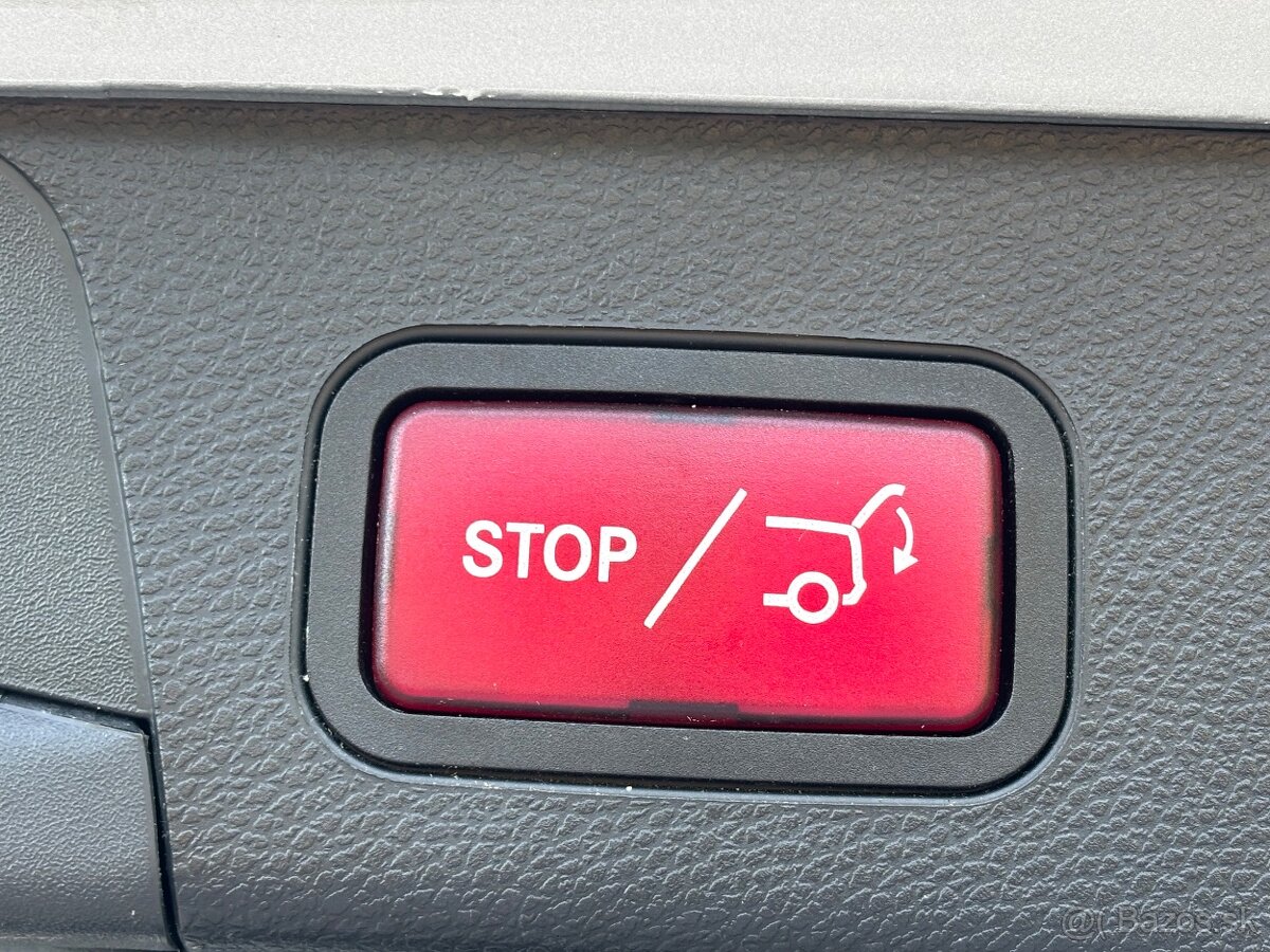 Mercedes-Benz C200d AMG Night packet w205 - 11