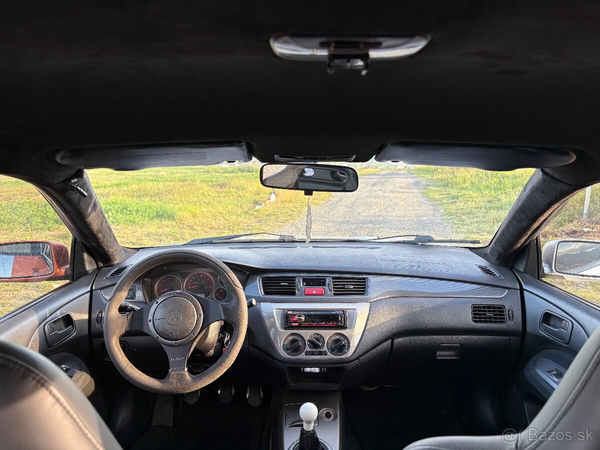 Mitsubishi Lancer Evo 8 - 11