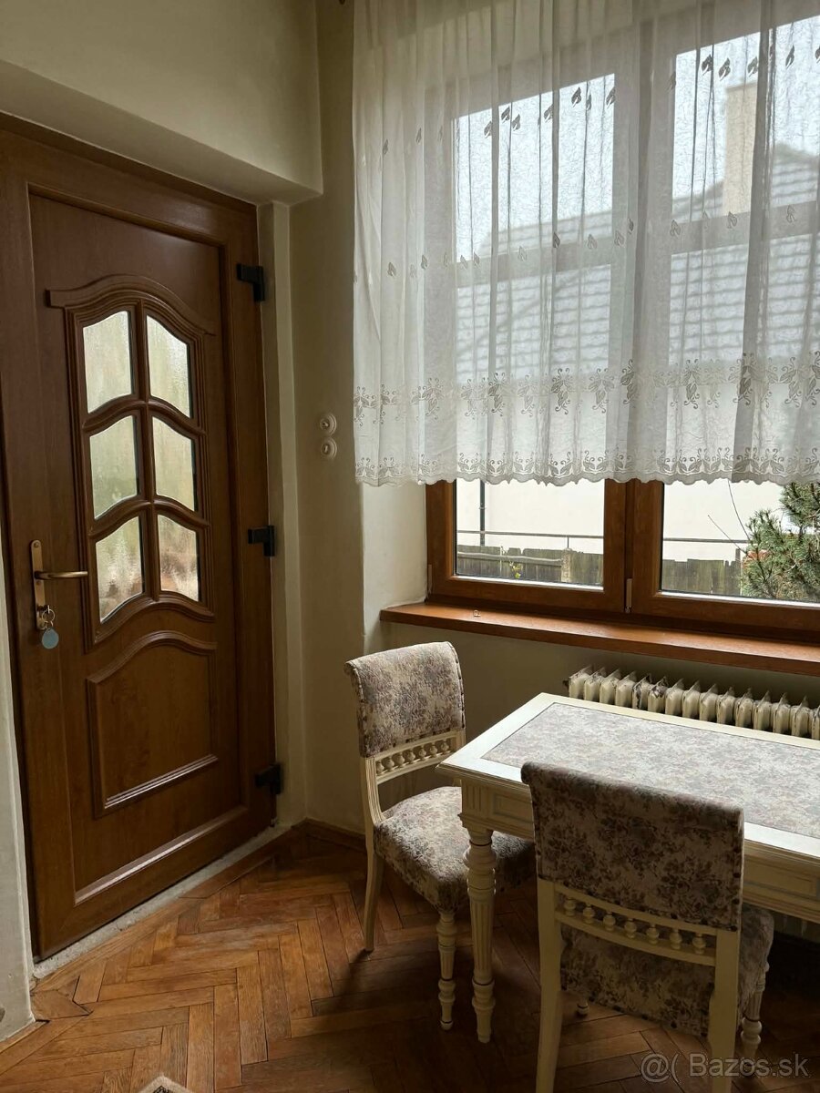 Rodinný dom - centrum mesta Rožňava - 11