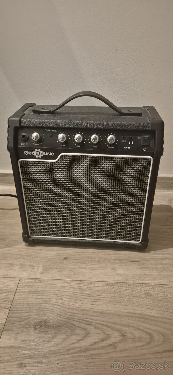 Predám elektrickú gitaru Harlem X a 15w AMP - 11