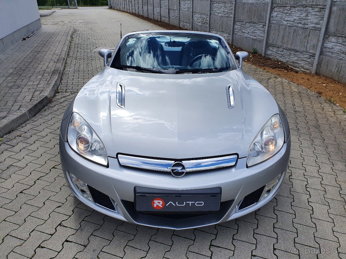 Opel GT 2.0 Turbo - 11