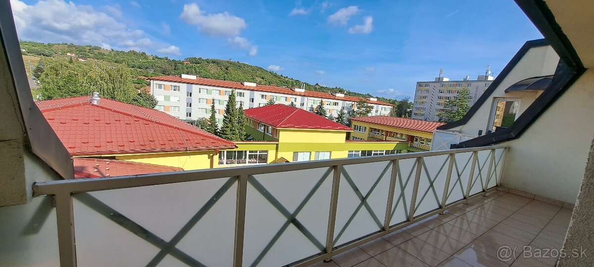 Prenajmem 3 izbový byt Krupina - 11