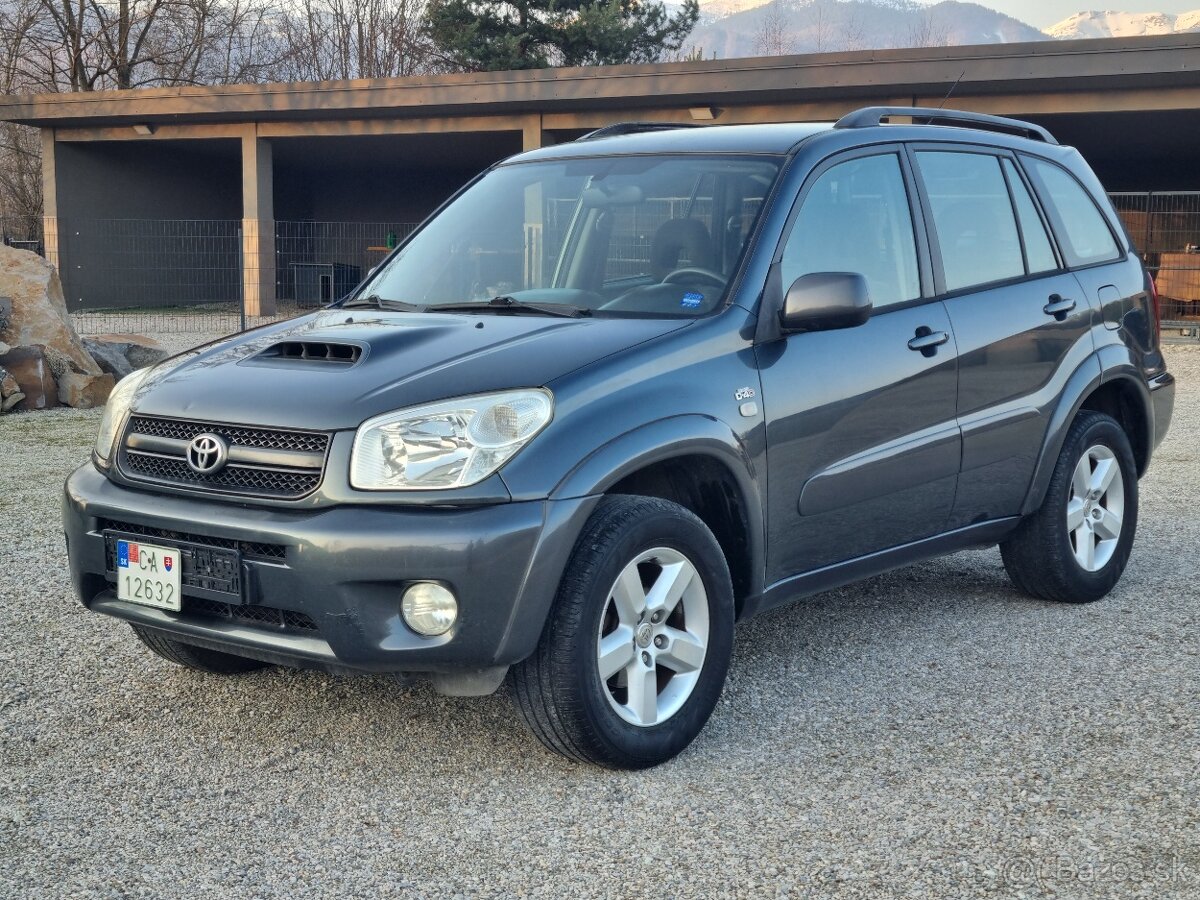 TOYOTA RAV4 2,0D4D 4x4 - 11