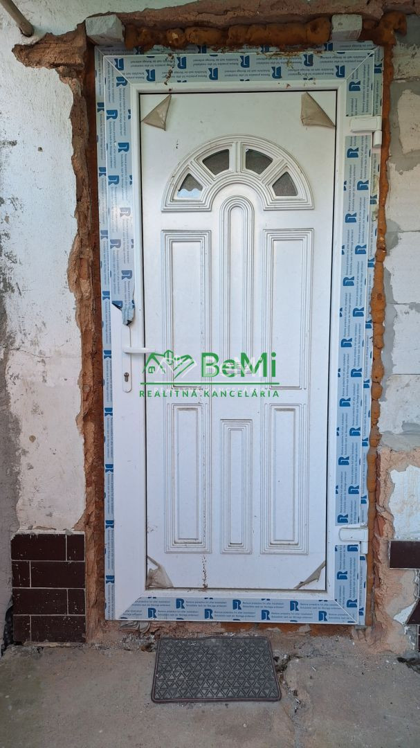 RODINNÝ DOM V PLEŠIVCI ZA 45900,-Eur - 11