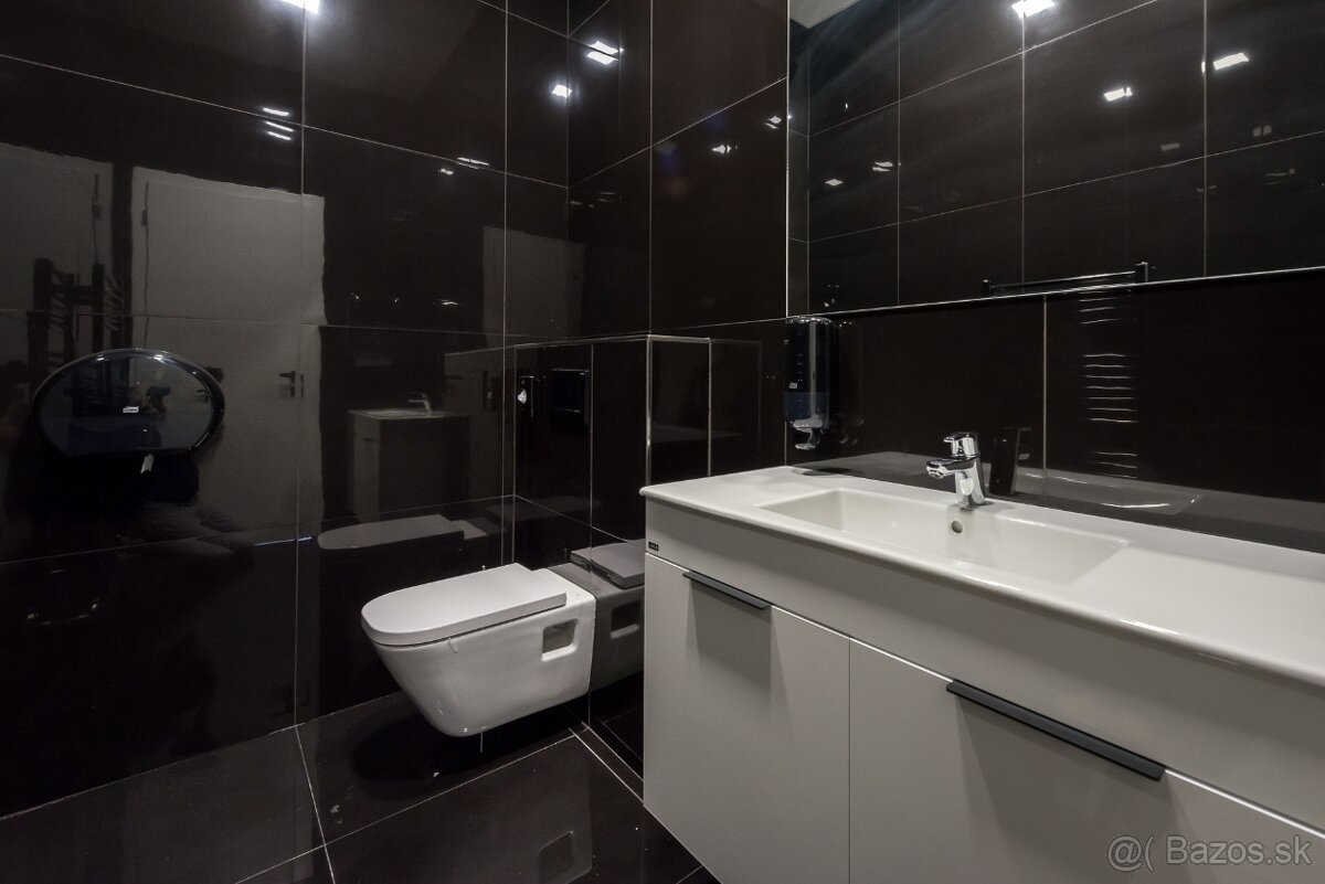 Exkluzívne, klimatizované priestory, 122 m2 - 11