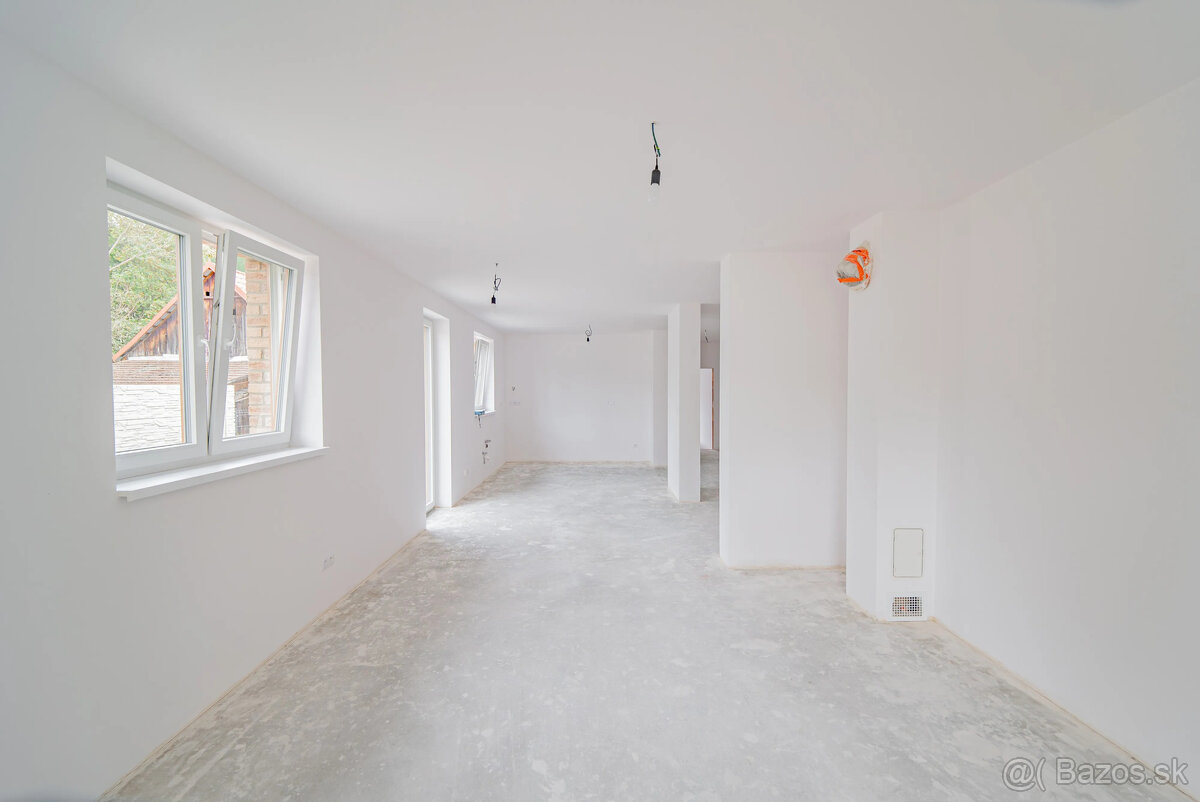 SPEKTRUM REALITY Vám ponúka na PREDAJ Novostavbu- 4-izbový r - 11