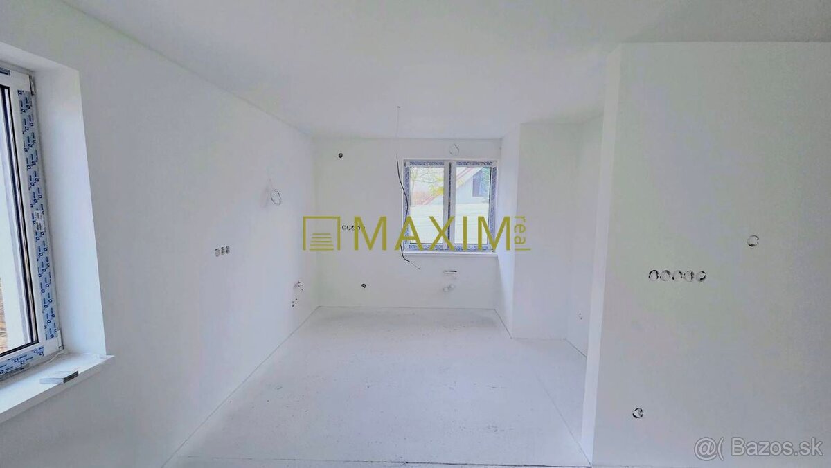 Bungalov v centre obce Cabaj Čápor, Wágnerova ulica - 11