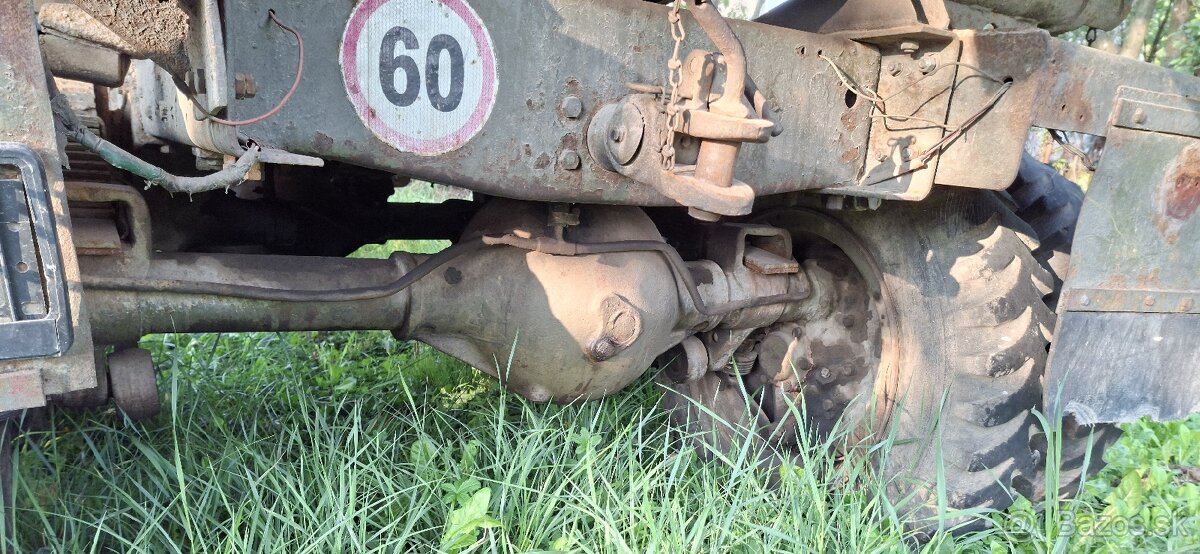 Praga V3S Náhradné Diely - 11