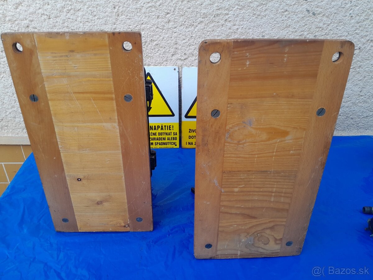 Voltmeter,ampérmeter,smaltované tabuľky. - 11