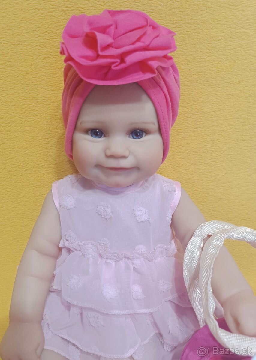 Realistická bábika Linda - 11