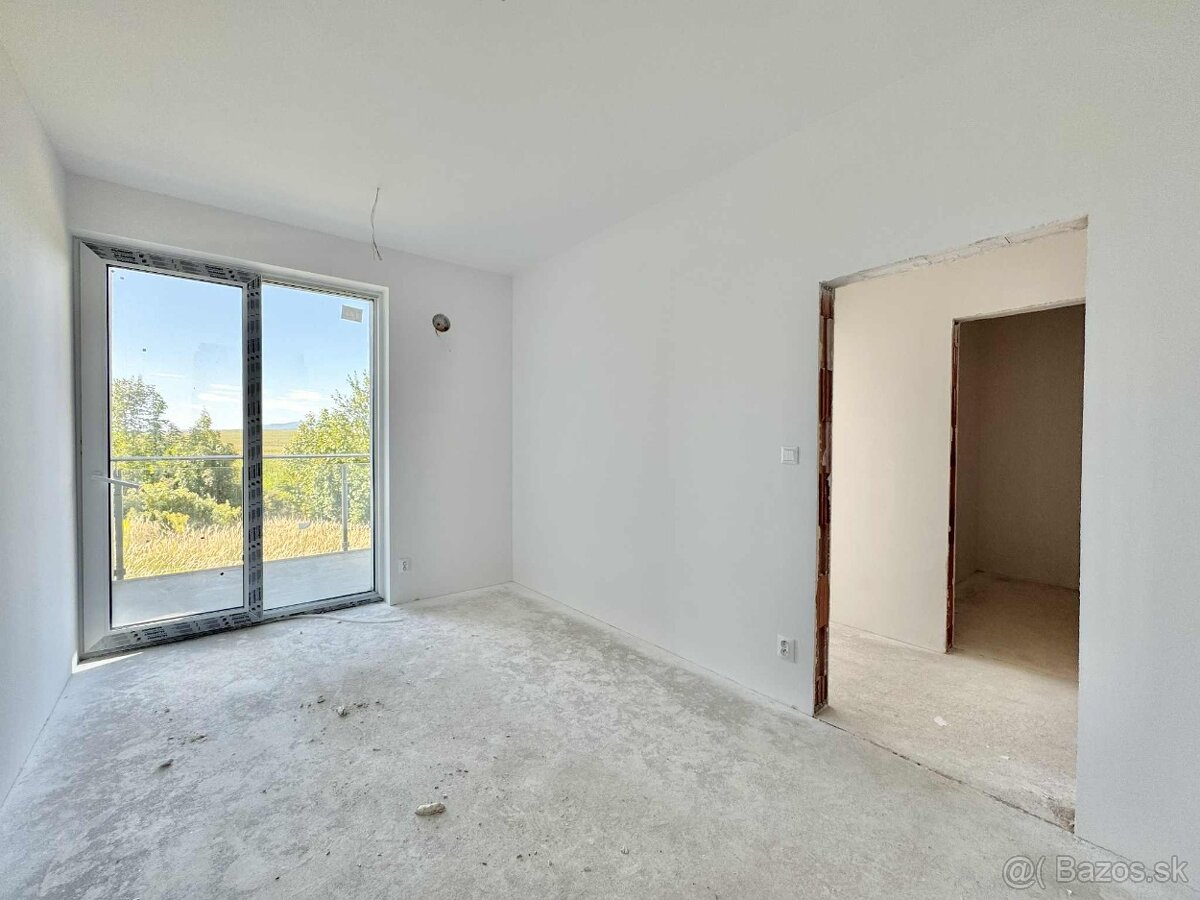 LUNA | RODINNÝ DOM č. 2 s garážou, výhľady na Vysoké Tatry - 11