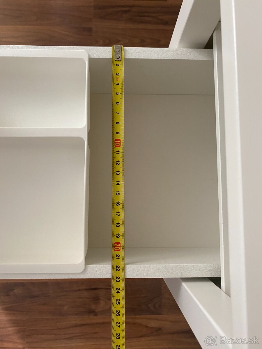 Nočný stolík IKEA - 11