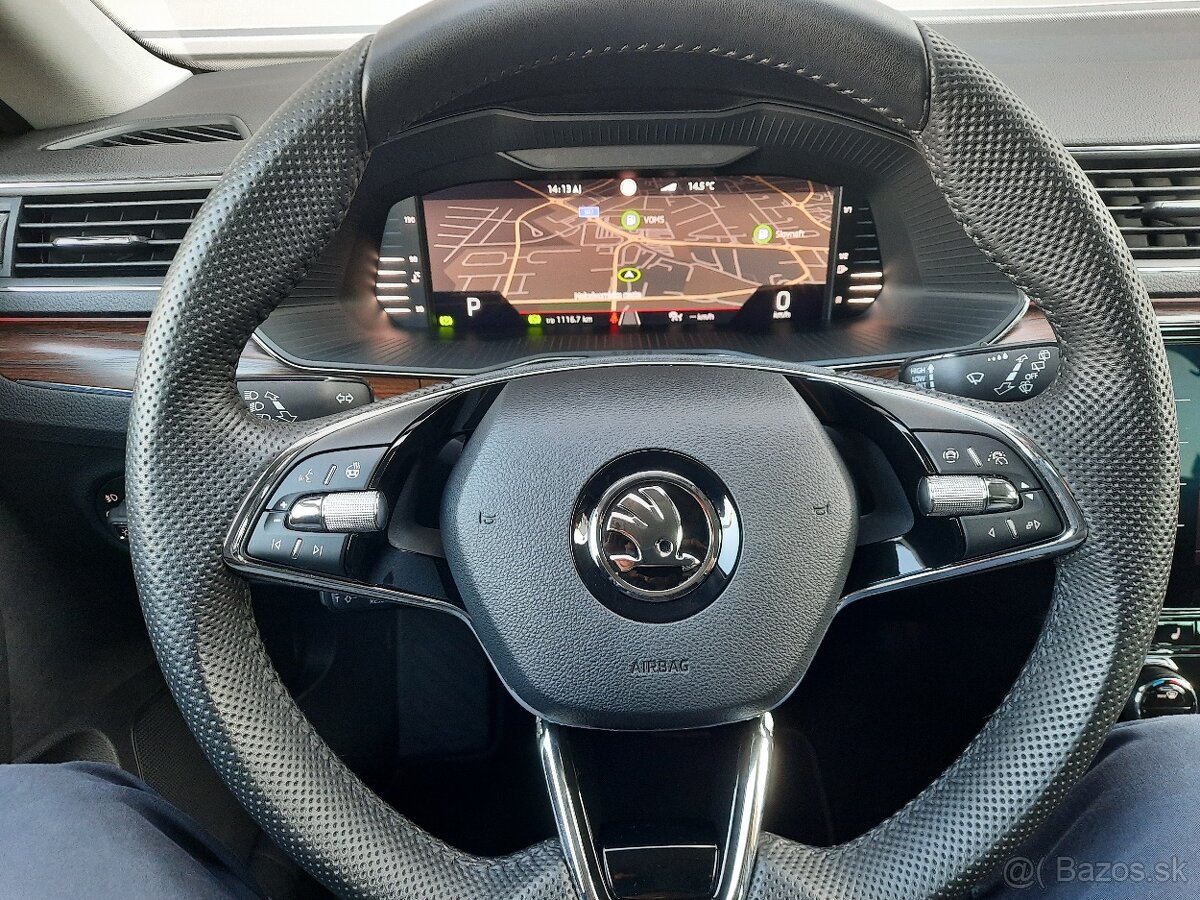 Škoda Superb Combi Scout 2.0 TSI 280kW 7AP 4x4 - 11