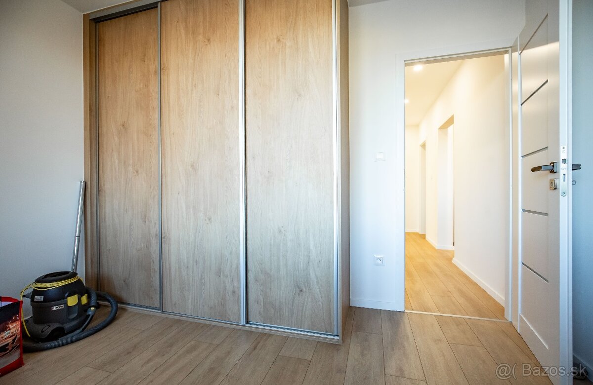 4-izb.byt na BUČIANSKEJ ul. v TRNAVE, 75 m2, balkón - 11