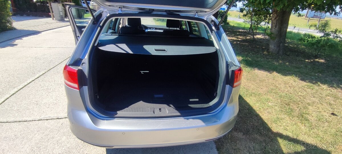 Volkswagen Passat Variant 2.0 TDI BMT Business Comfortline D - 11